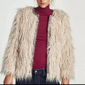 HPx4🎉 Zara faux fur fashion jacket